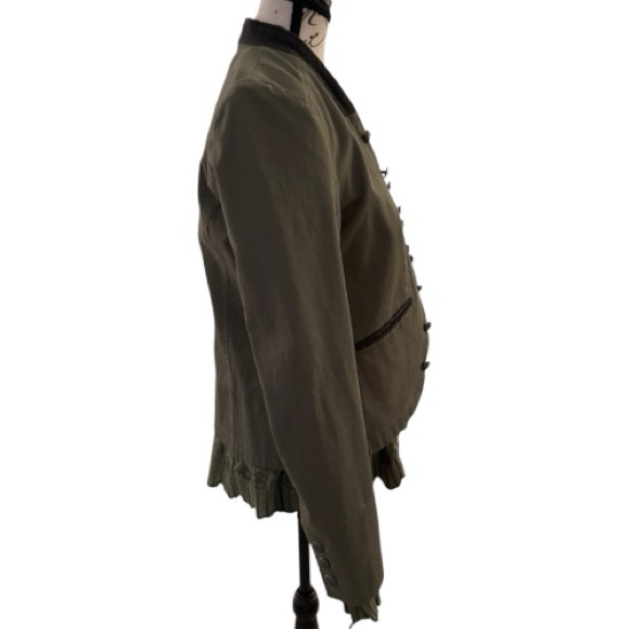 Sundance Women's Blazer with Button Accents - Picture 3 of 5